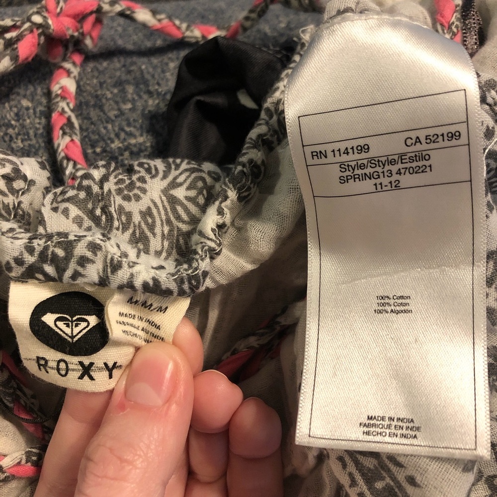 Roxy Open Cross Cross Back Floral Pattern Maxi Dr… - image 4